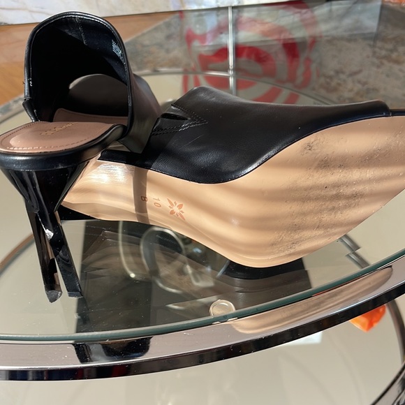 Black faux leather BCBG Generation heels - Picture 4 of 4